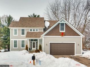 1131 Hazelcrest Dr, Hudson, WI 54016