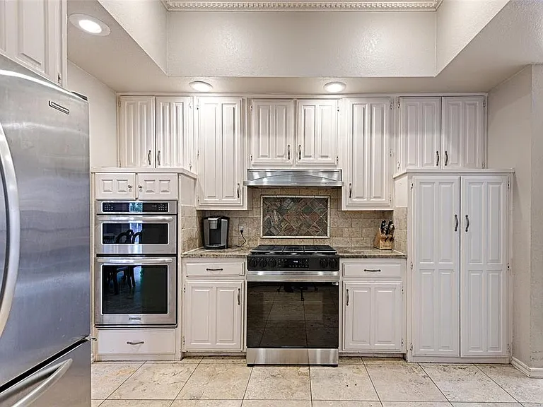 12504 Renoir Ln — Photo 9