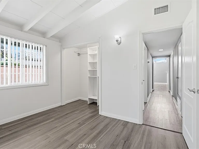 533 S Devon Rd — Photo 34