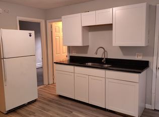 586 Smith St #2, Providence, RI 02908