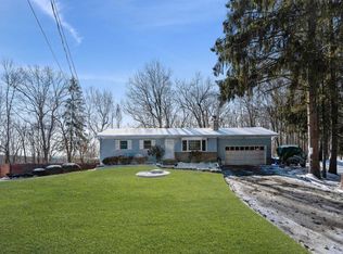 12 Parkview Pl, Poughkeepsie, NY 12603
