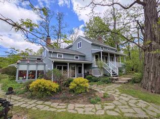 285 Awosting Rd, Shawangunk, NY 12566