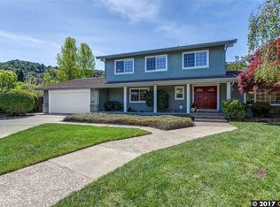 39 Sherwood Ct, Moraga, CA