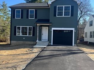 147 Parkerview St, Springfield, MA 01129