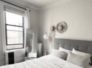 31-29 34th St #8, Astoria, NY 11106
