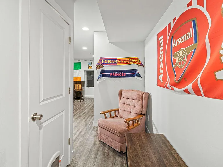 418 Fairmount Ave — Photo 40