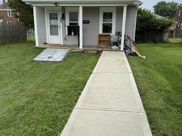 182 Frank St