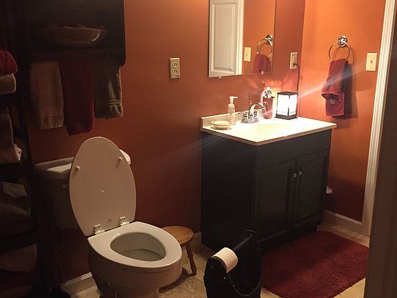 Jack & Jill bathroom 