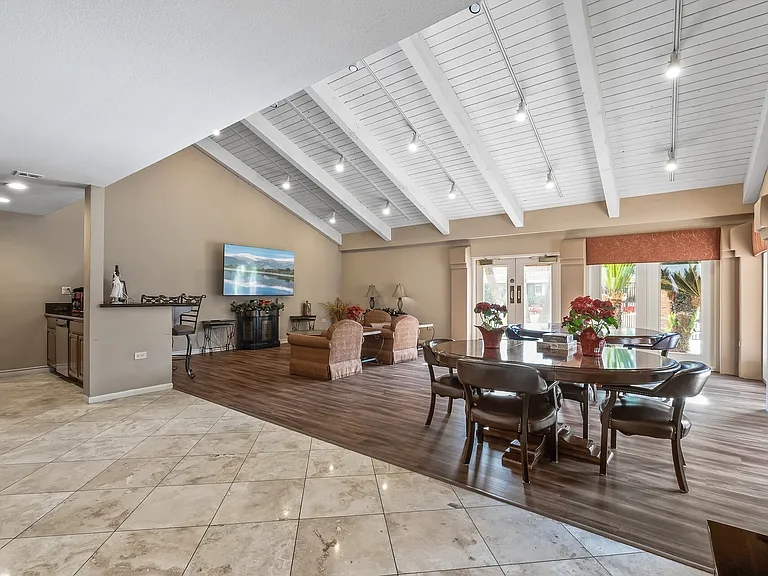 4200 N Miller Rd #428 — Photo 38
