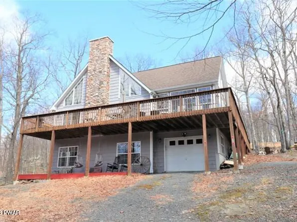 175 Constitution Dr, Lackawaxen, PA 18435