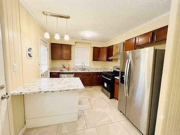 4th image of 3405 S Prescott Cir