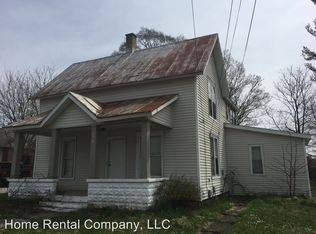 324 N Main St APT 1, Rockford, MI