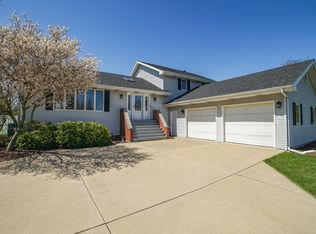 350 June Ct, Manteno, IL 60950