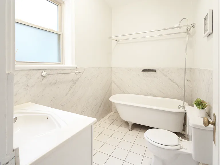 4512 Westminster Pl #3W — Photo 7