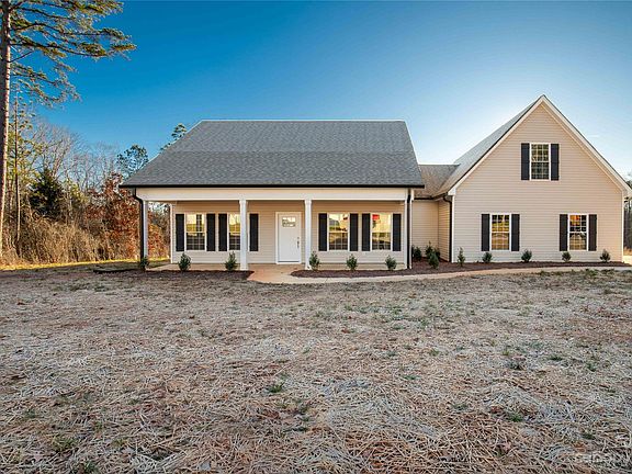 3rd image of 1610 Havenwood Dr