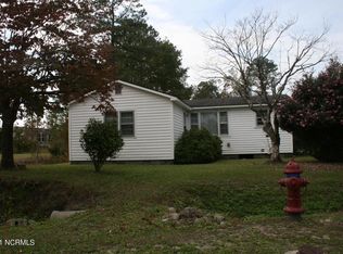 184 Davis St, Trenton, NC 28585