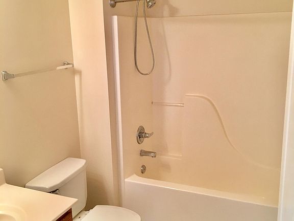 3rd image of 9766 Green Knoll Dr #24
