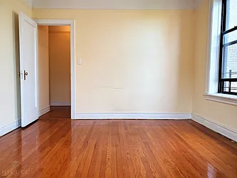 Rented by Hillel Realty Group