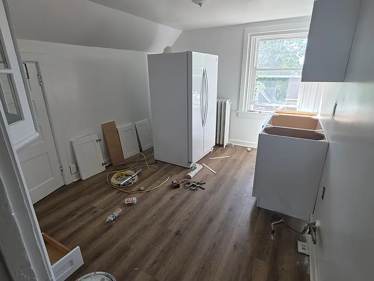 1858 Guernsey Ave — Photo 52