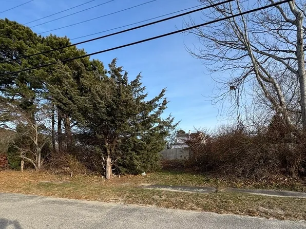 48 North Blvd, Wareham, MA 02571