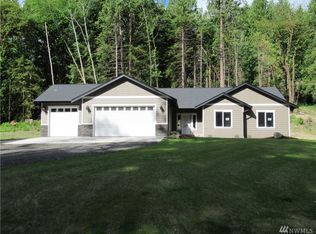 6890 NE Eisenhardt Ln, Poulsbo, WA 98370