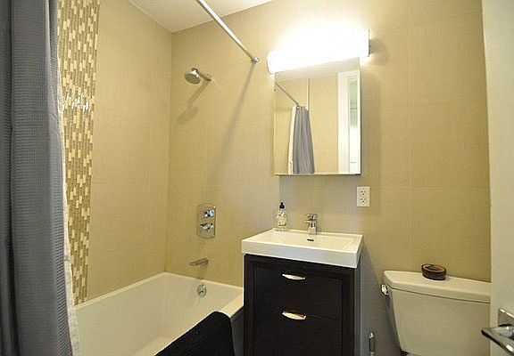 5th image of 527 Lincoln Pl #301