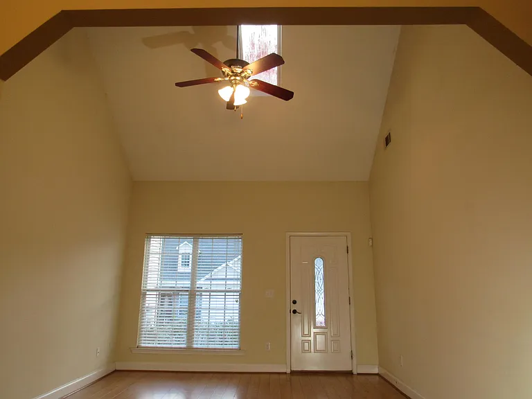 2134 Reserve Ln — Photo 5