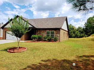 403 Cartecay Dr, Calhoun, GA 30701