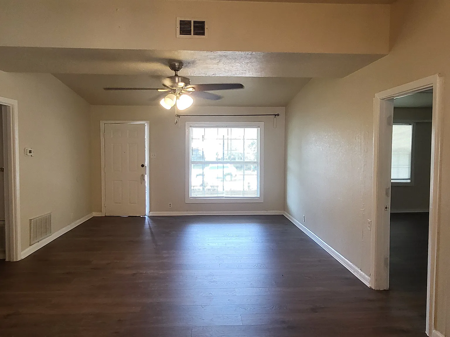 4 bed, 1700 sqft, $1,675 — Photo 3