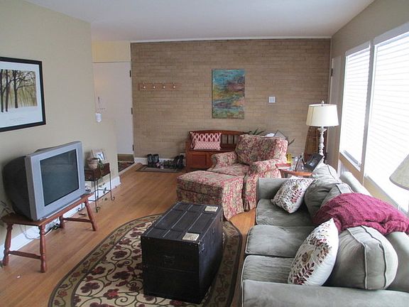 4th image of 153 N Richard Ave