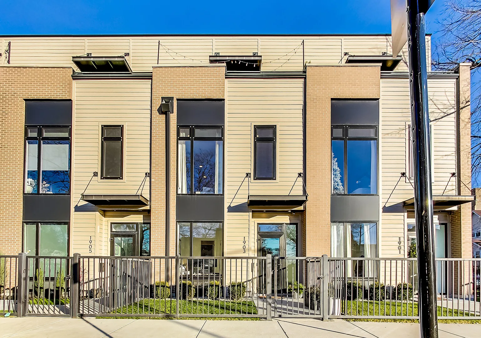 3 bed, 3.0 bath, $4,200 — Photo 1