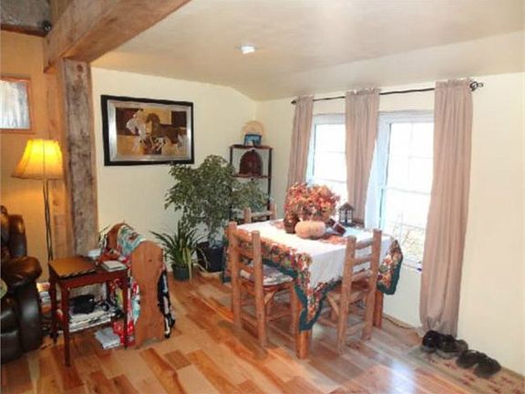 4th image of 1104 Roughshod Hollow Rd