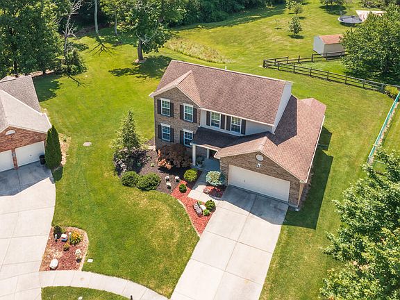 4th image of 8819 Woodridge Dr