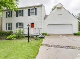 2707 Freedom Hill Ct, Lawrence, KS 66047