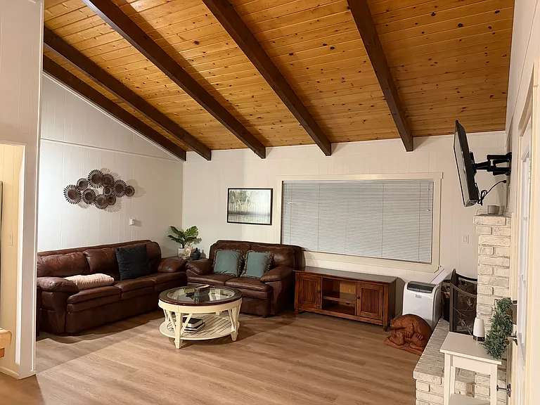 6925 Cuddy Valley Rd — Photo 2