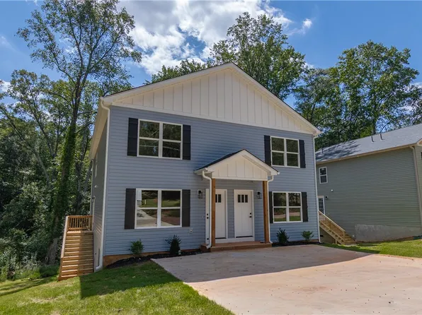 122 A And B Brookmeade Dr, Anderson, SC 29621