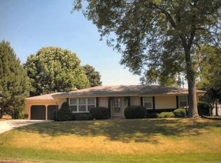 9724 W Marcelle Ave, Milwaukee, WI 53224