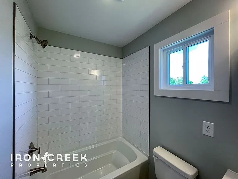 80 E Cascade St — Photo 14