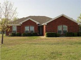 1040 Waterford Xing, Waxahachie, TX 75167
