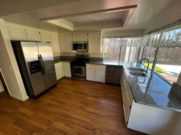 8871 Henton Dr, Huntington Beach, CA 92646