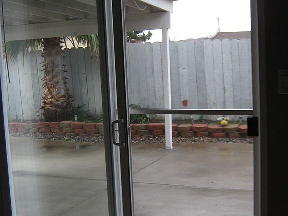 slider from family room