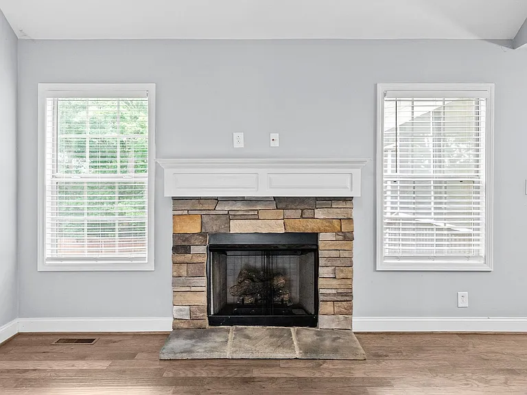 771 Banister Dr — Photo 7