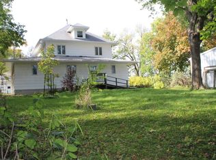 1103 13th St, Spirit Lake, IA 51360