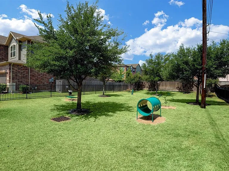 109 Saddle Dr — Photo 11