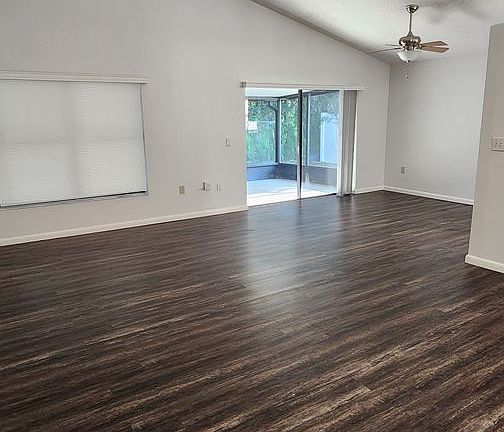 2nd image of 4024 Pinyon Dr