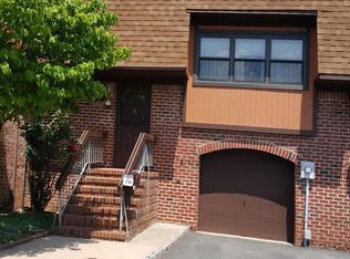 1102 Merrywood Dr, Edison, NJ 08817