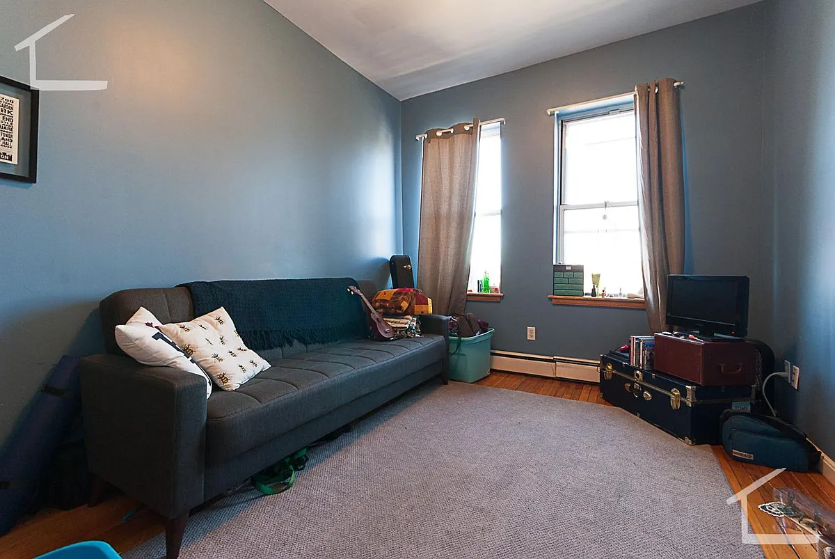 Building Photo - 213 Chestnut Hill Ave #9