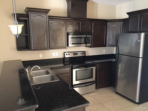 5th image of 1403 W Fig Ave