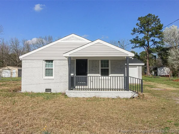 240 Starlite Dr, Lumberton, NC 28358