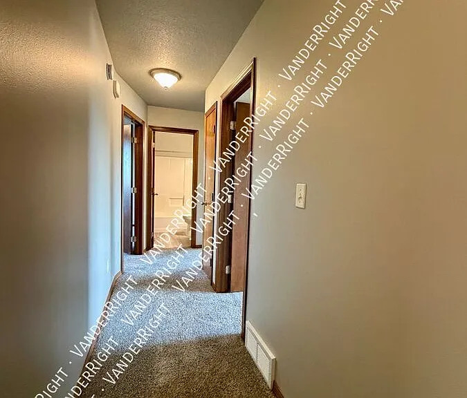 4808 W Cayman St — Photo 9
